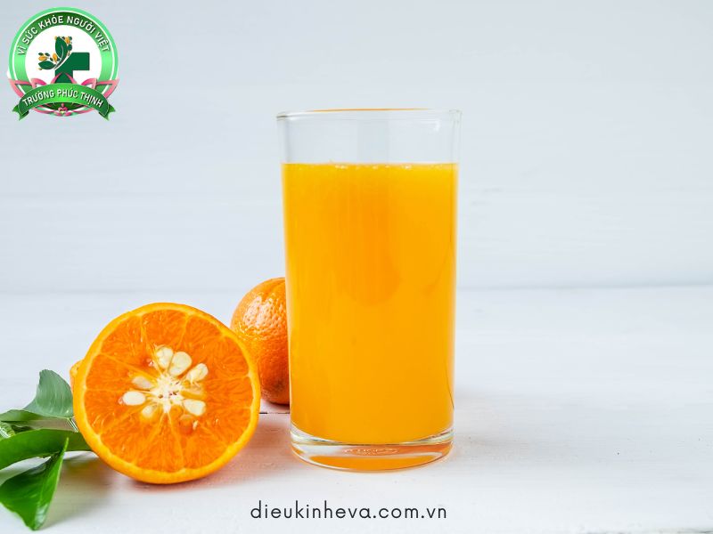 Nước ép cam chứa nhiều vitamin C tốt cho sức khỏe