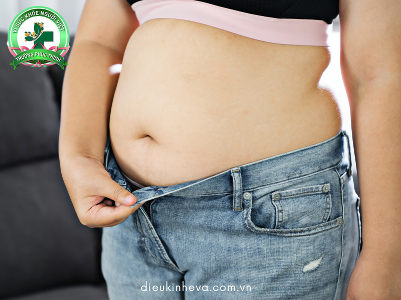 Rối loạn nội tiết tố khiến chị em dễ bị tăng cân, tích mỡ một số vùng trên cơ thể